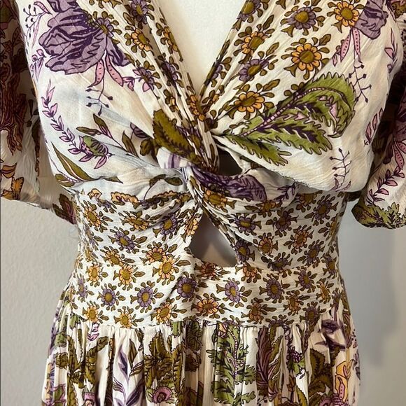 Floral Maxi Dress with Purple and Green Accents - Picture 5 of 7